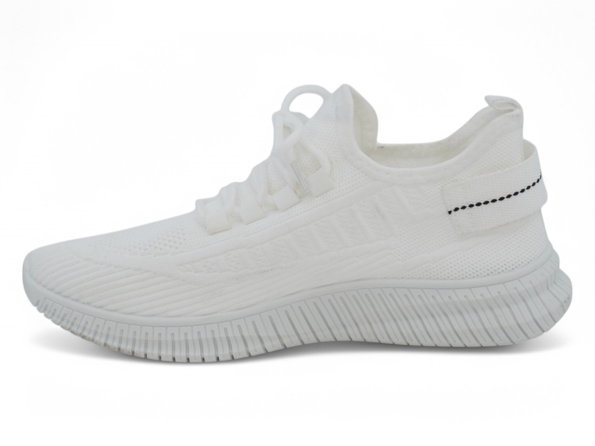 Women's White 2.0 Flyknit Athletic Sneaker