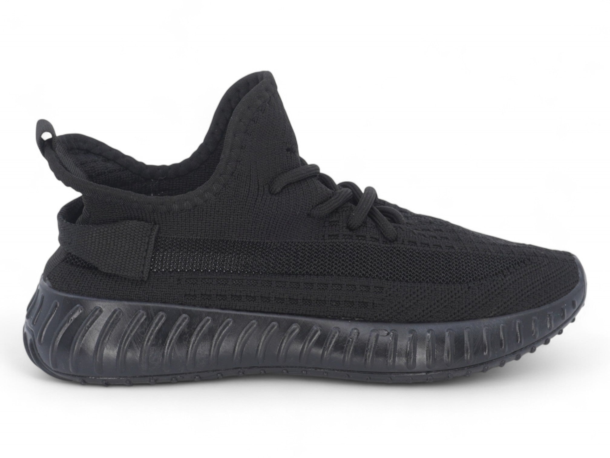 Women's Black Sporty Fly Knit Sneaker