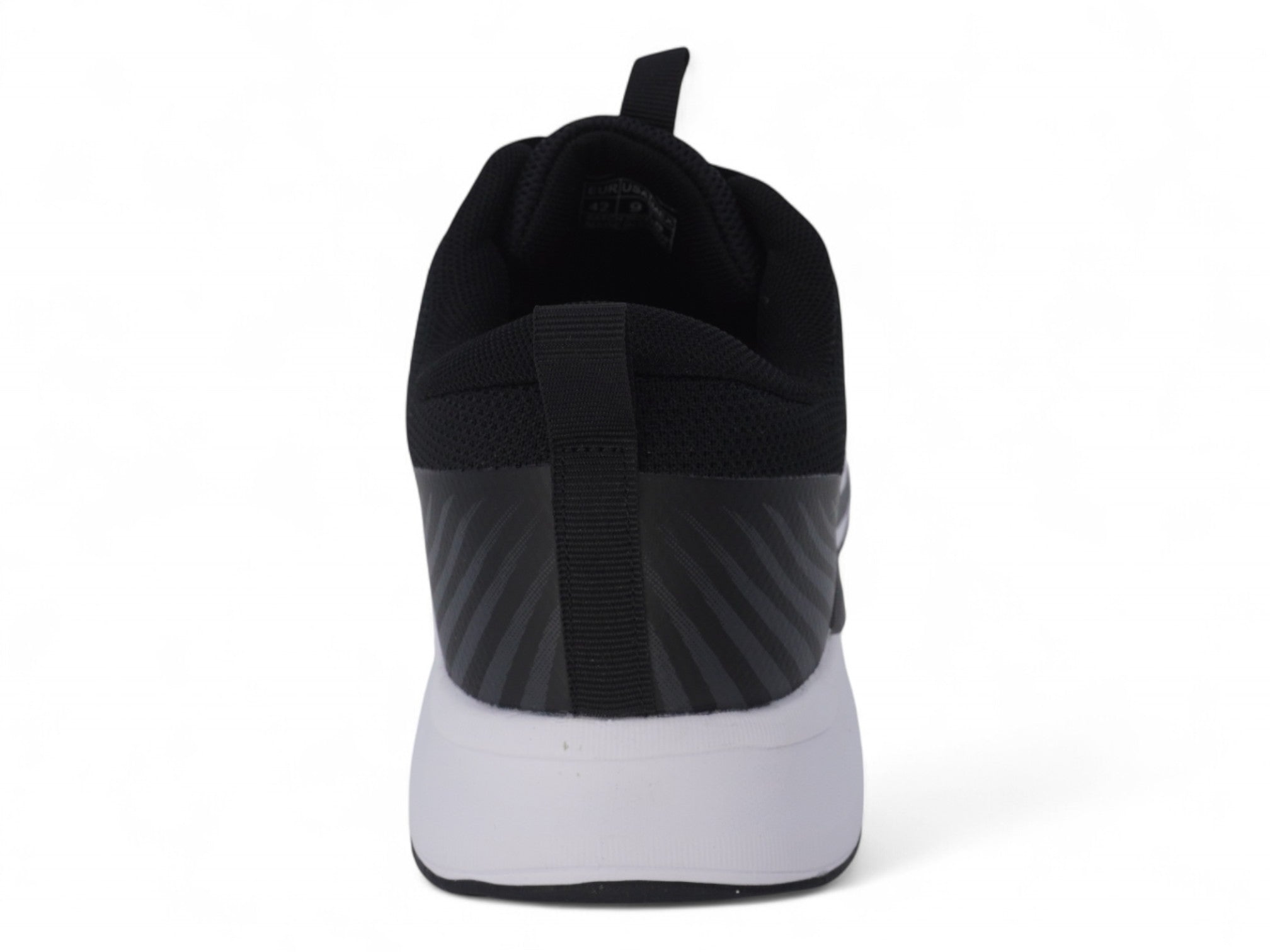 Men's Black Sleek Flyknit Sneaker