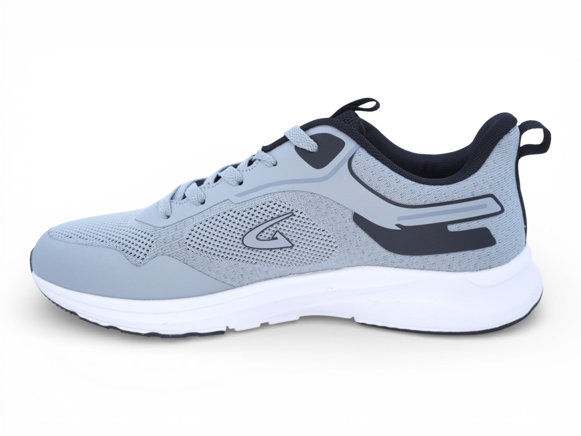 Men's Light Gray Flyknit Sneaker