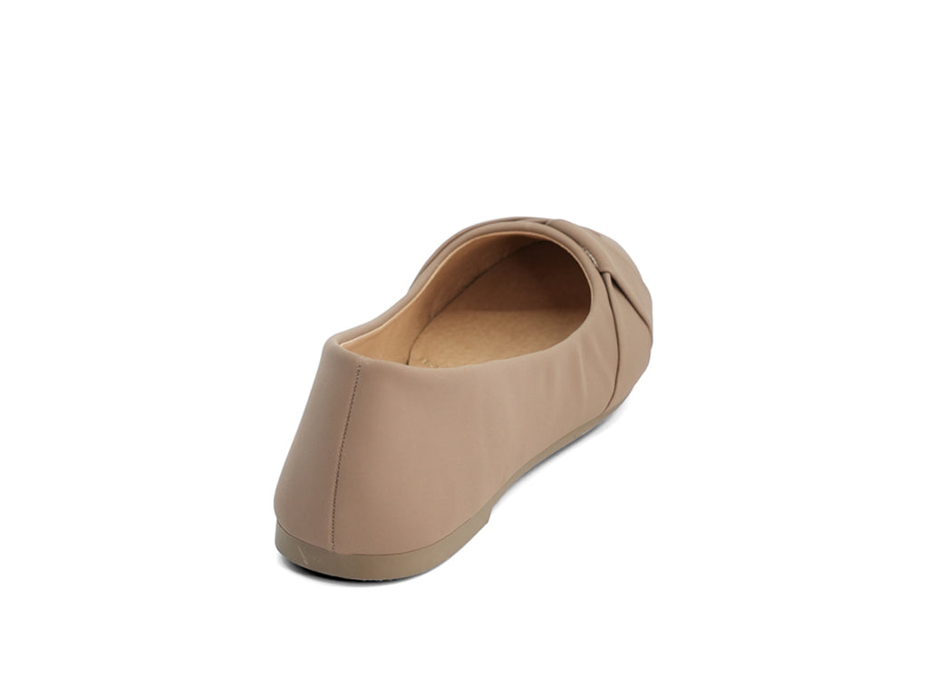 Women's Tan Allie Flat
