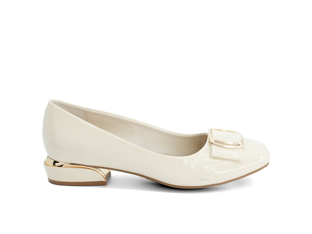 Women's Cream Tabitha Wide Width Dress Shoe