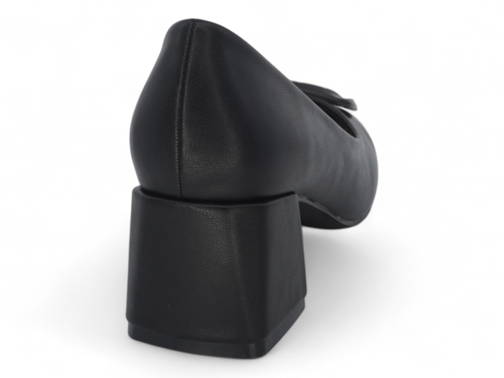 Women's Black Leslie Wide Width Pump