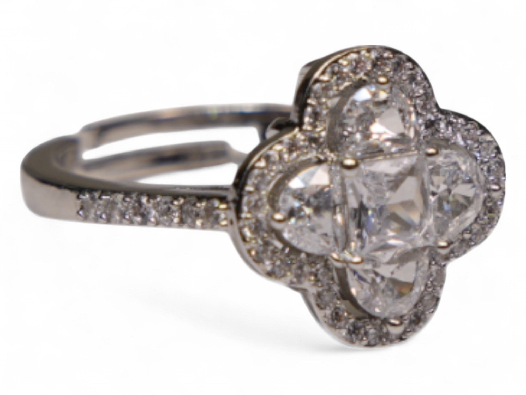 Silver Clover Ring