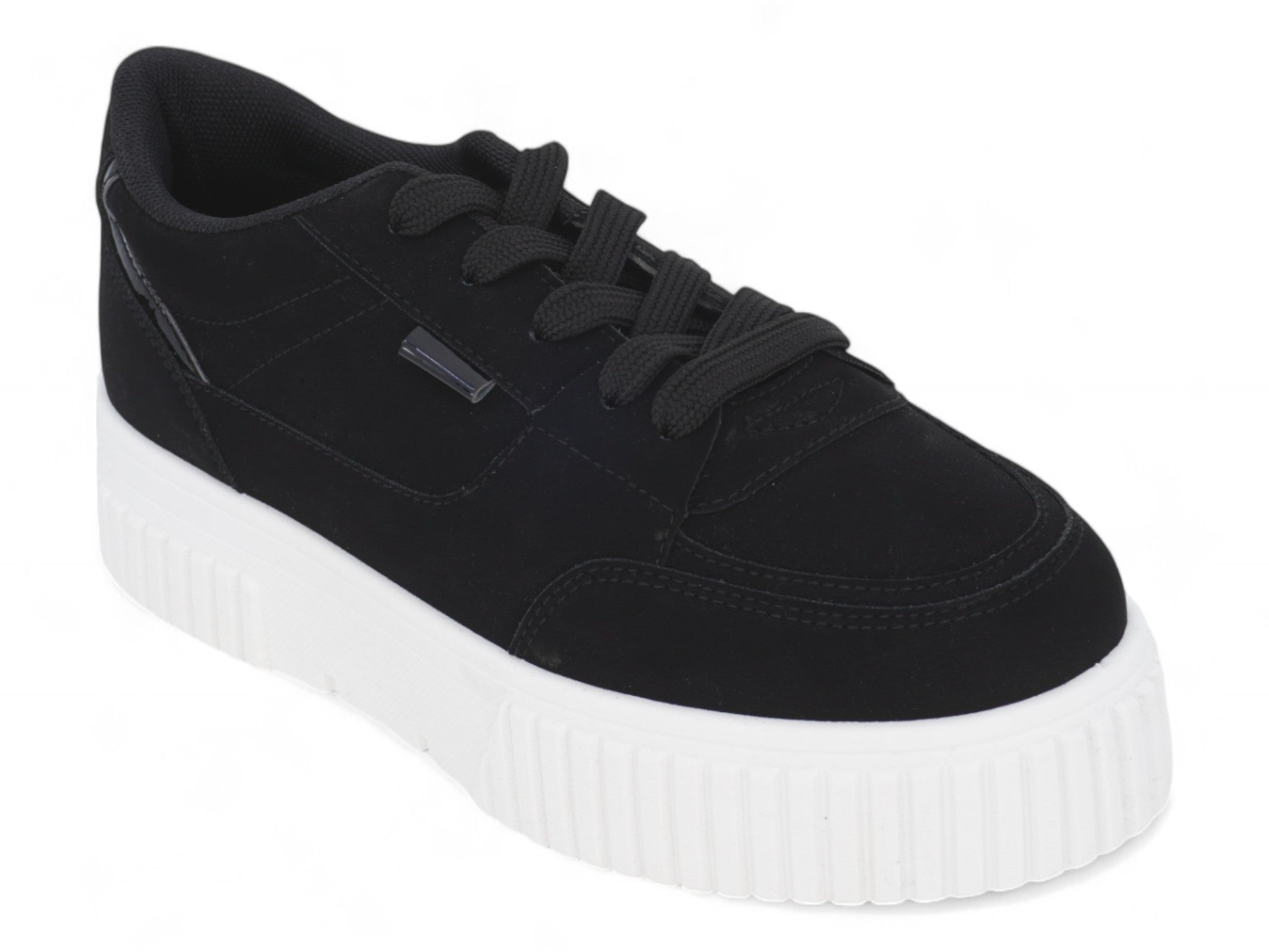 Girls Black Low Top Sneaker