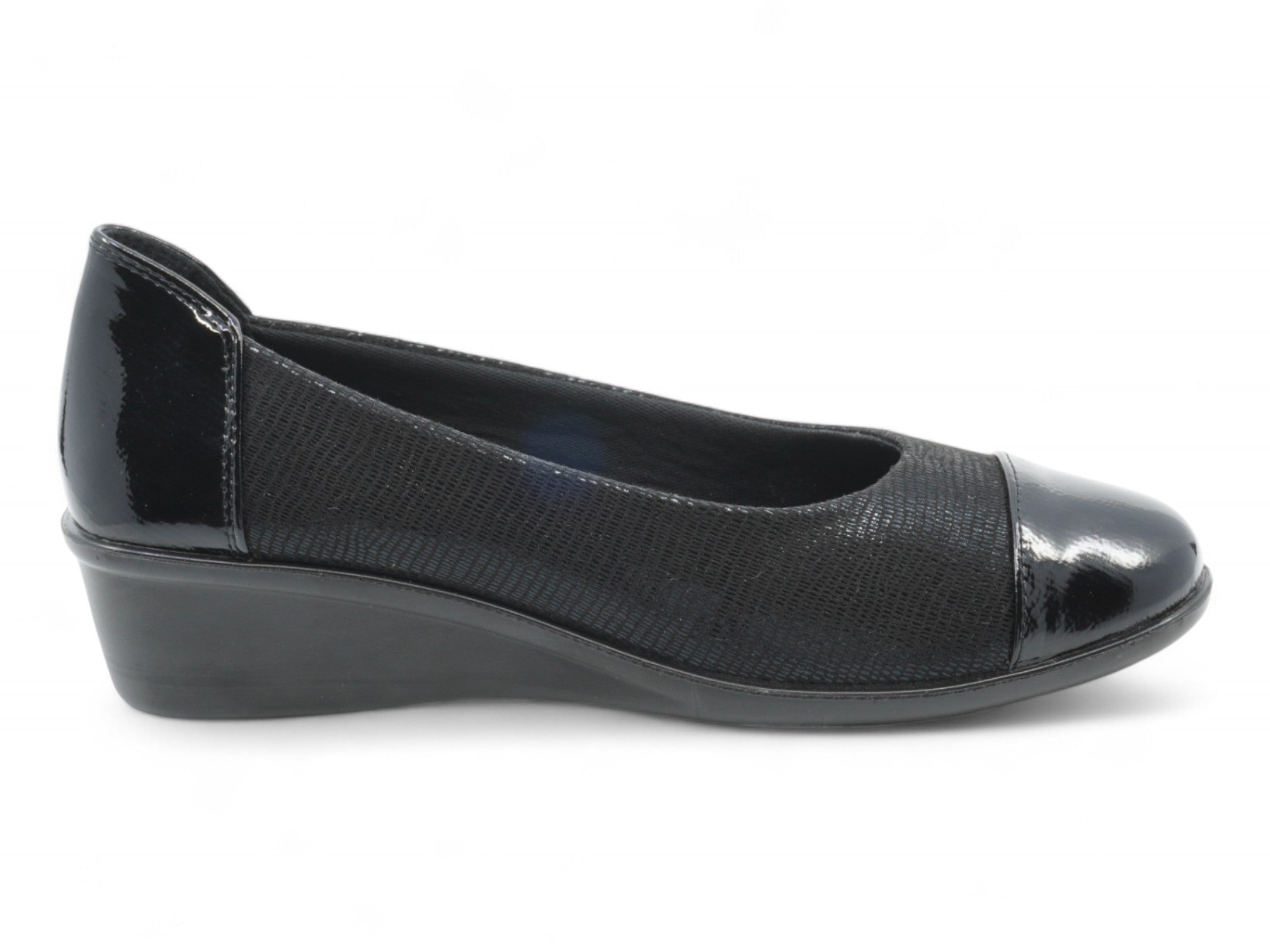 Women's Black Gila Wide Width Comfort Wedge